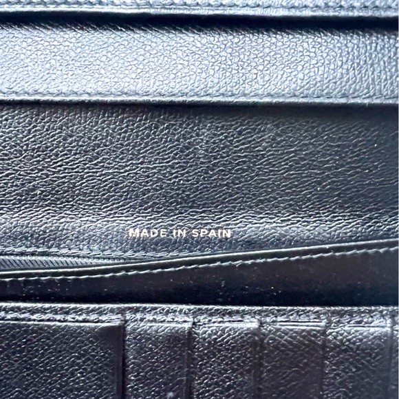🔥CHANEL Leather Wallet - Picture 12 of 16